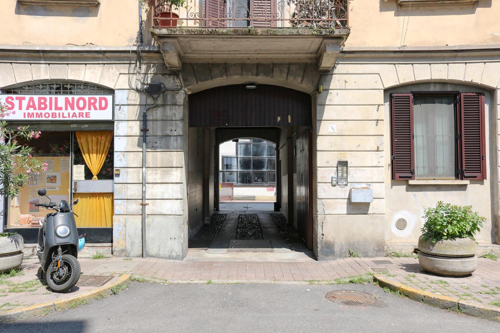 Along The Canal Smart Flat Naviglio - 4 People Корсіко Екстер'єр фото